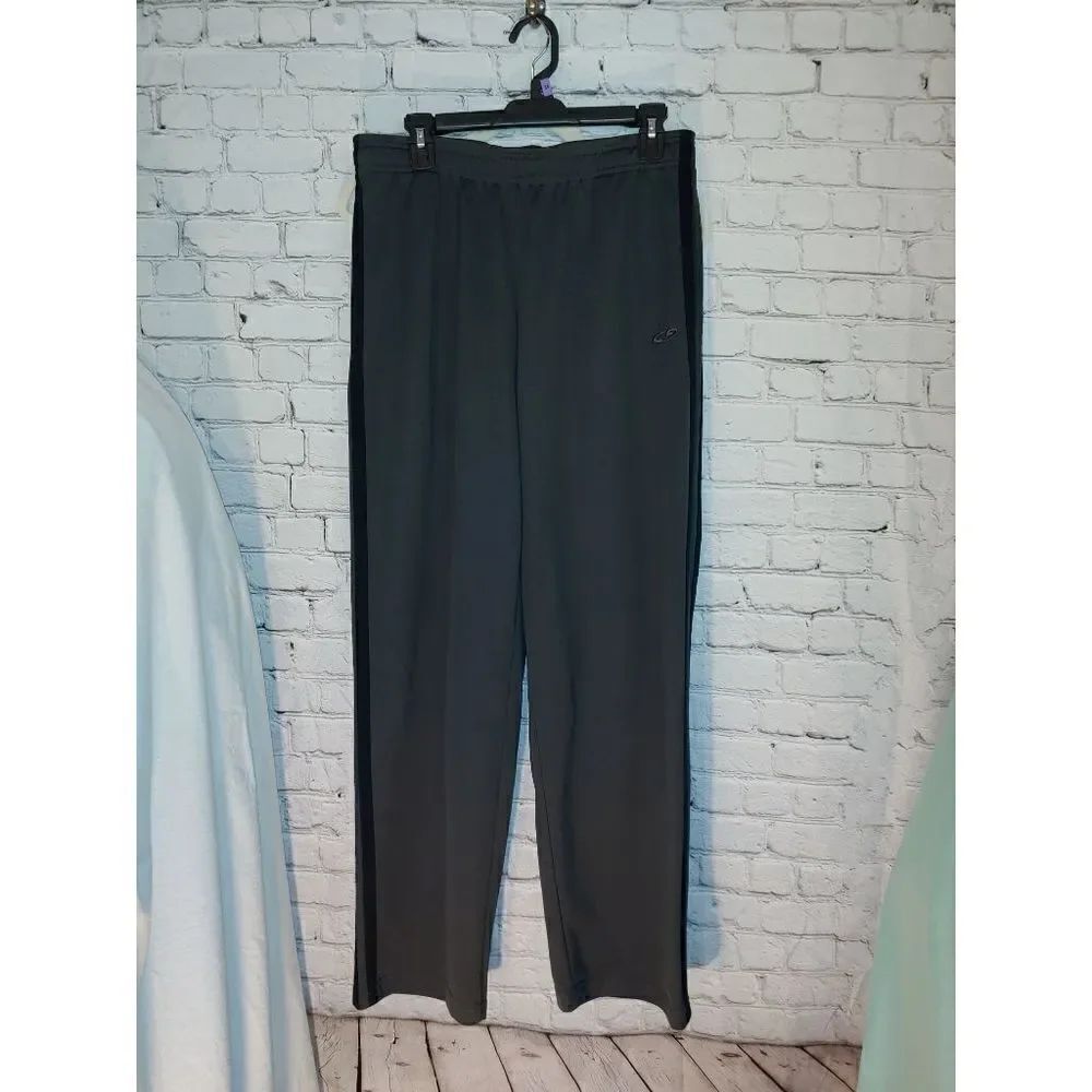 Champion Mens Size Medium Grey/Black Stripe Basketball Sweatpants.